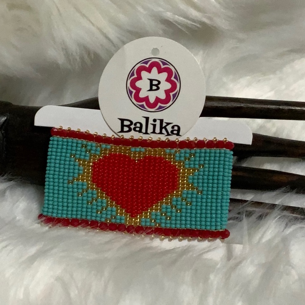Handmade Colombian beaded bracelet 💕